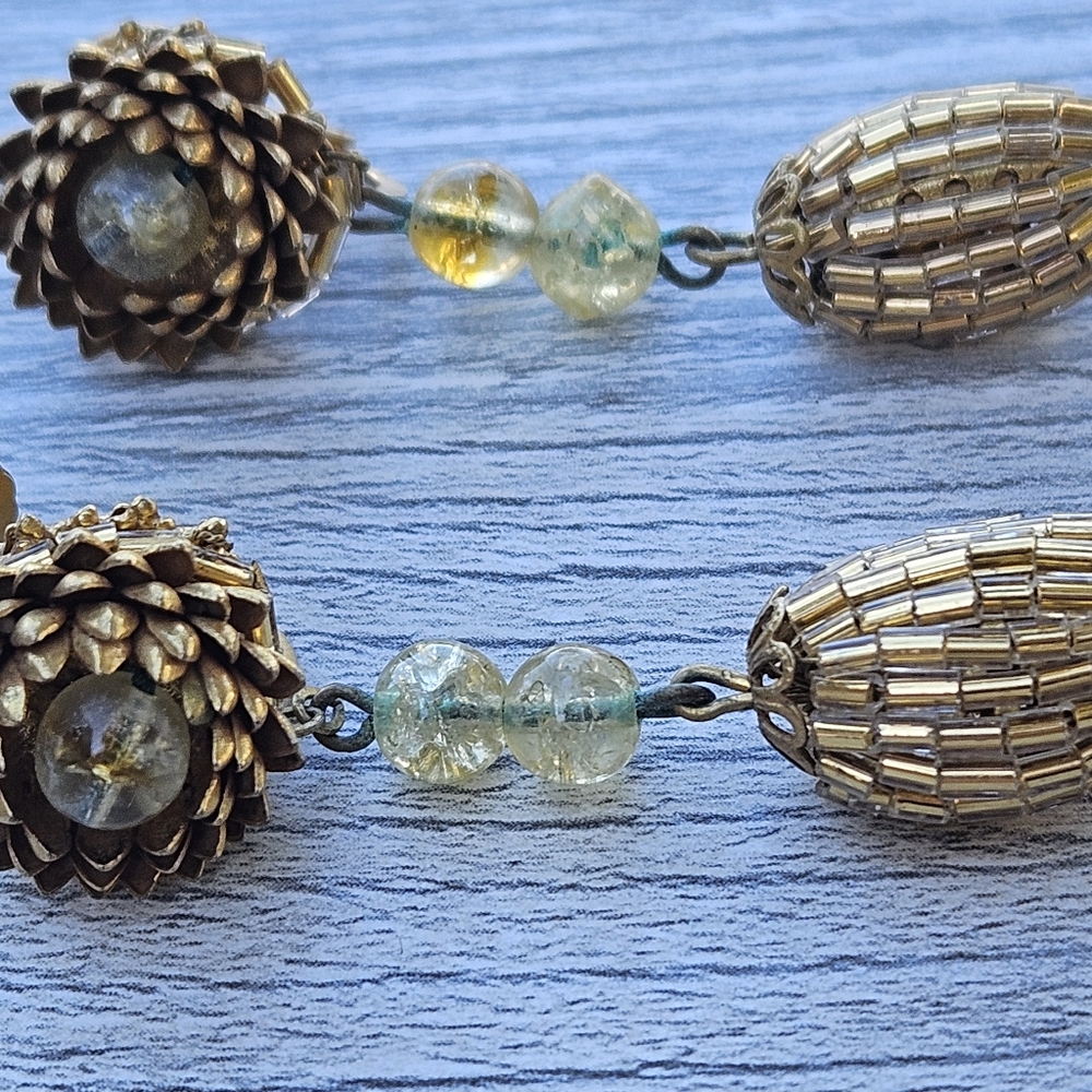 Miriam Haskell Earrings vintage Clips dangle drop beads Gold Tone - Picture 3 of 7
